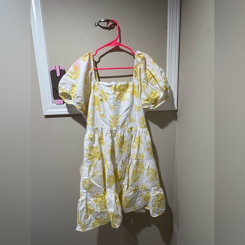 Chelsea & Violet Yellow Floral Puff‎ Sleeve Dress
